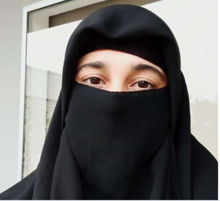 9f90fee9-9e6f-4370-8049-c4b4521c3b4f